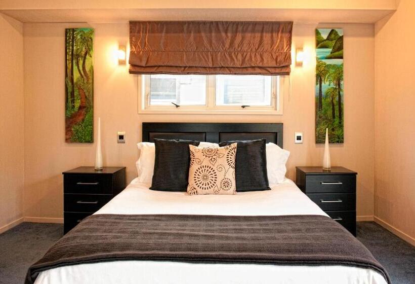 اتاق استاندارد, B&b@the Redwoods
