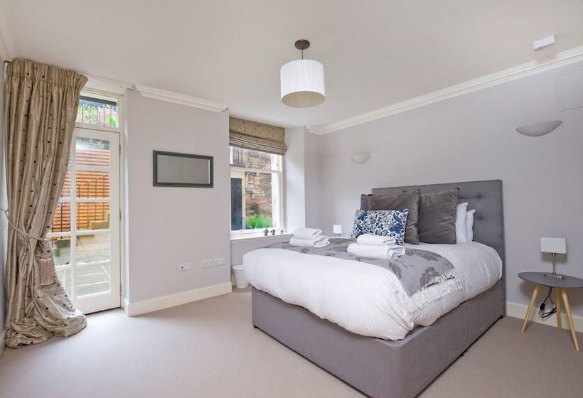 آپارتمان دلوکس 3 خوابه, Destiny Scotland   Q Residence