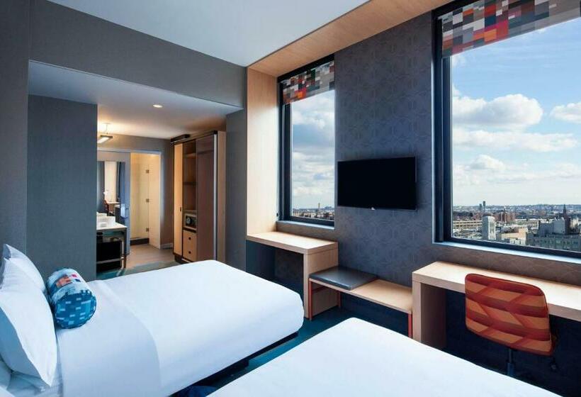 Номер Стандарт 2 Двуспальные Кровати, Aloft Long Island Citymanhattan View