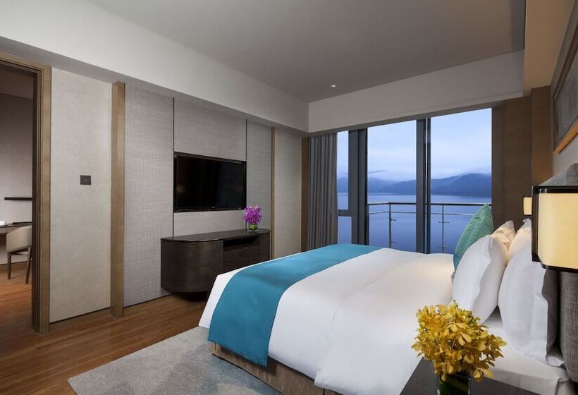 豪华套房, Crowne Plaza Hangzhou Thousand Island Lake, An Ihg