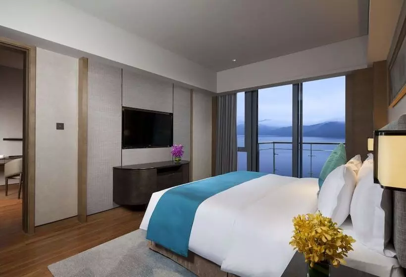 デラックススイート, Crowne Plaza Hangzhou Thousand Island Lake, An Ihg