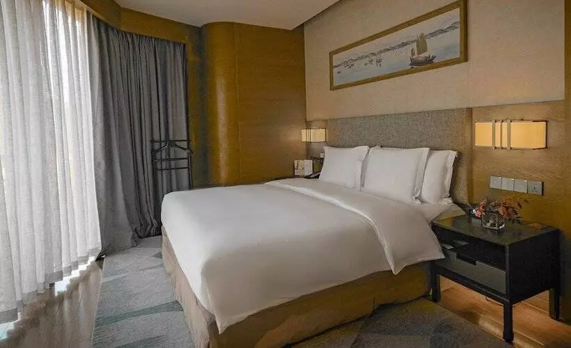 デラックススイート, Crowne Plaza Hangzhou Thousand Island Lake, An Ihg