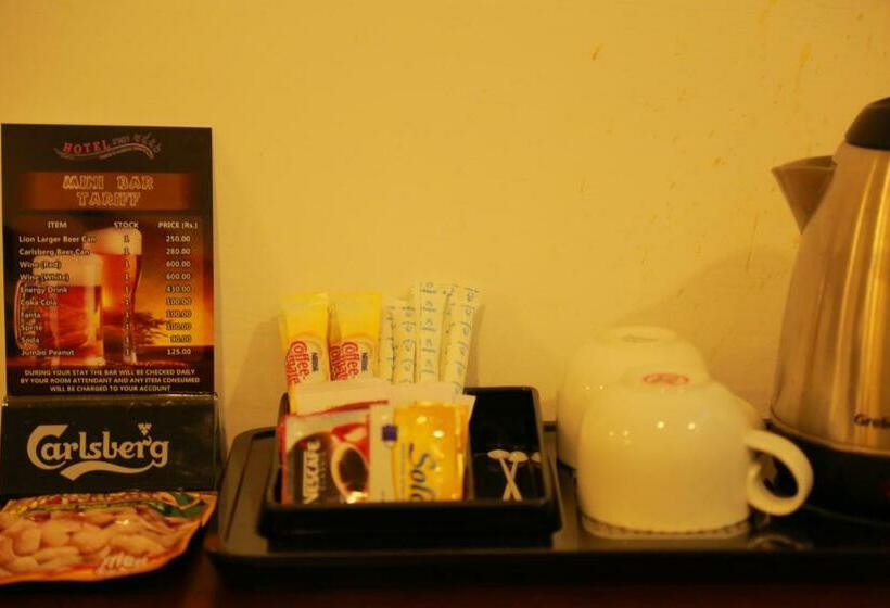 Pokój Deluxe, Gangaaddara