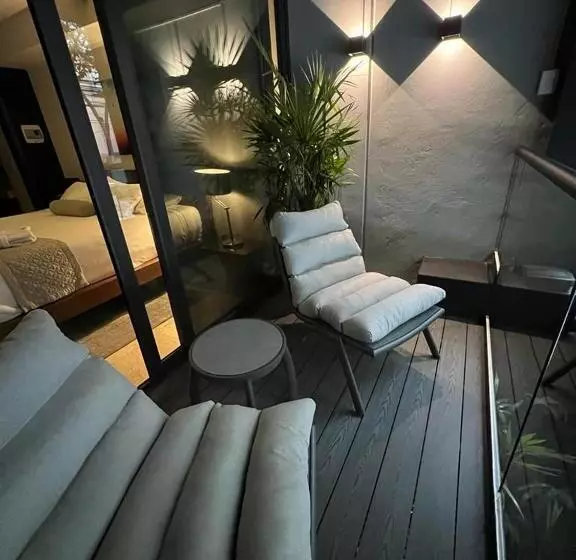 デラックススイート, Mx Grand Suites