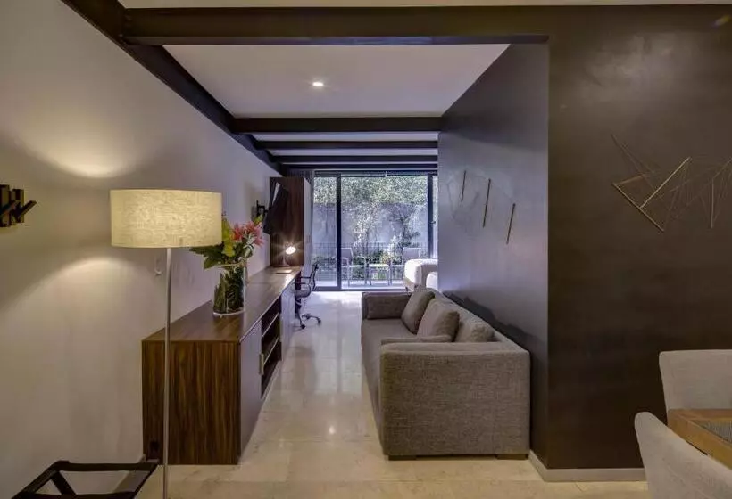 スーペリアールーム, Mx Grand Suites