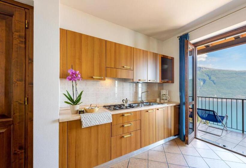 2 Bedrooms Apartment Lake View, Residence Ruculì   Ruculì Hospitality