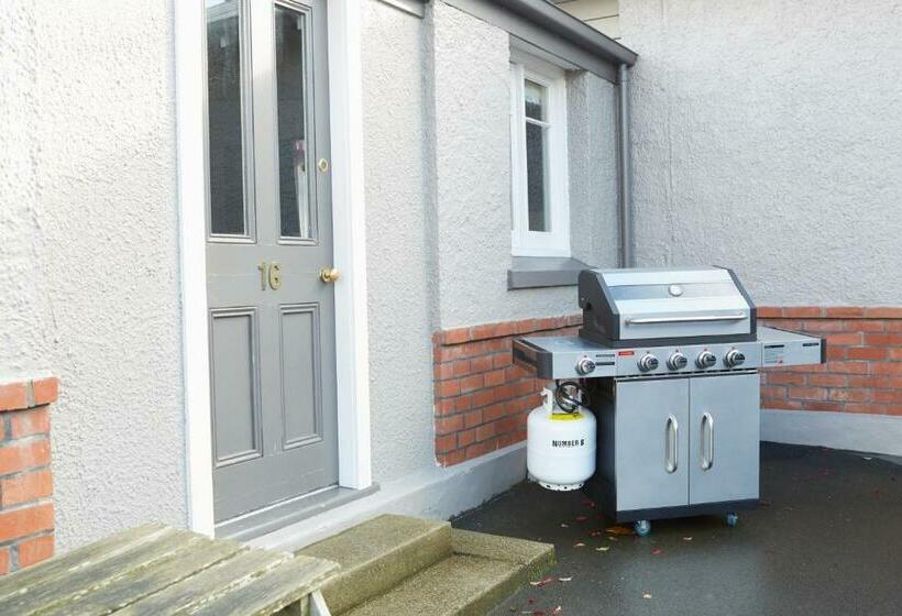 خانه 3 خوابه, Admiral Court Motel & Apartments