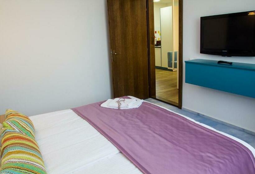 침실 1개 아파트, Apart Gutinului