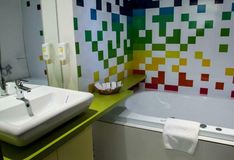 침실 1개 아파트, Apart Gutinului