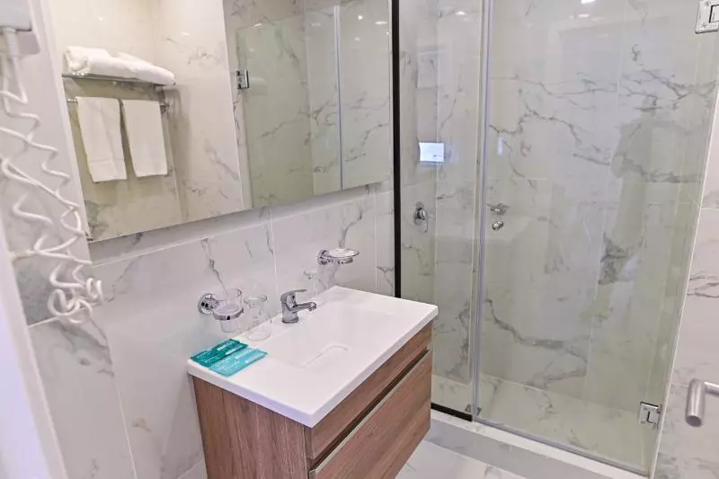 デラックススイート, Baymont By Wyndham Mount Vernon Renfro Valley