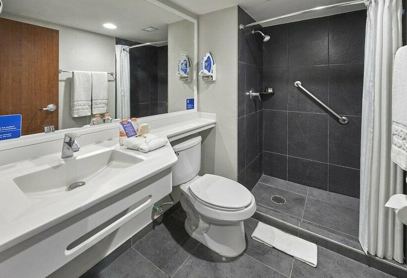 Номер Стандарт 2 Двуспальные Кровати, Best Place Express