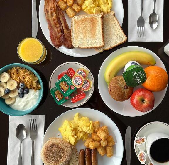 חדר סטנדרט עם מיטת קווין, Cloud 9 Inn