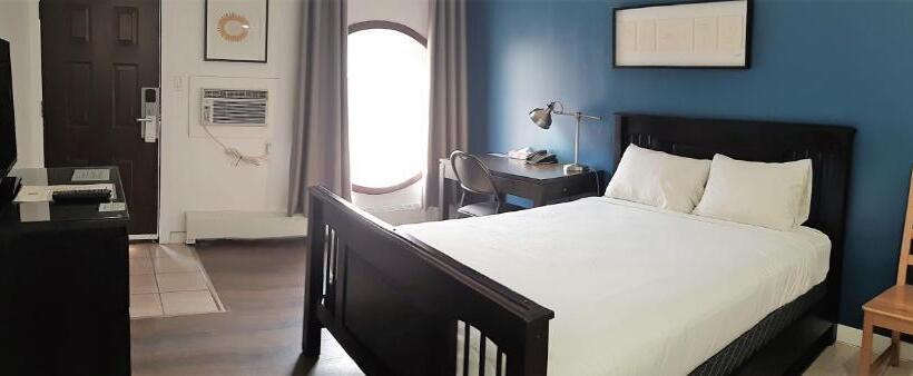 חדר סטנדרט, Cloud 9 Inn