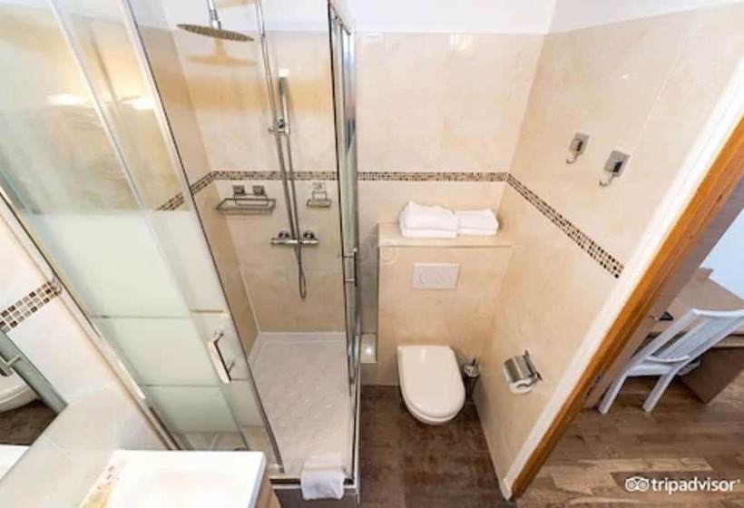 スタンダードルーム, De L'union