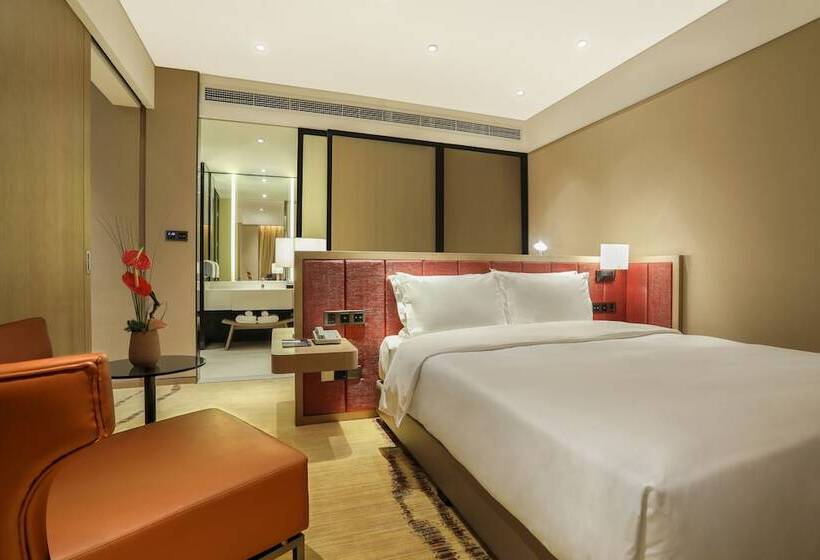 سوییت, Holiday Inn Express Chengdu Wenjiang Hotspring, An Ihg