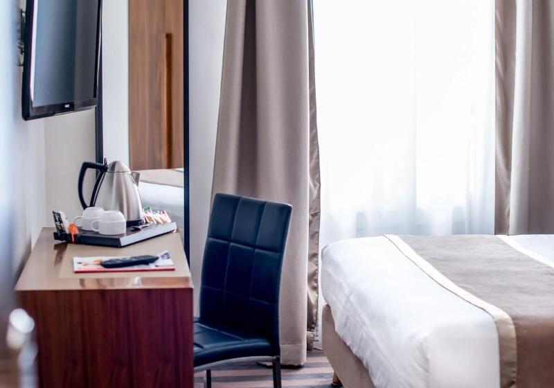 전망 스위트, Pi Athens