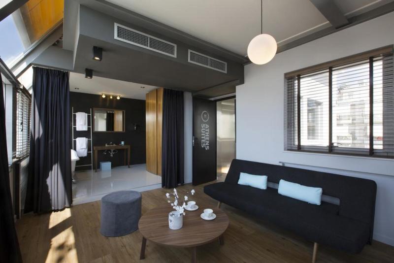 전망 스위트, Pi Athens