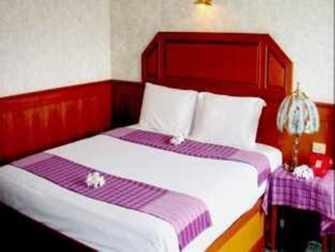 Номер Стандарт, Sakol Grand Palace