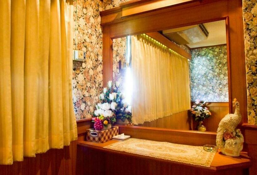 Люкс, Sakol Grand Palace