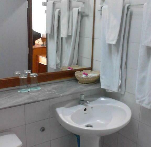 Номер Стандарт, Sakol Grand Palace