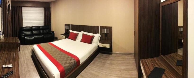 اتاق استاندارد یک نفره, Santiago De Compostella Suites