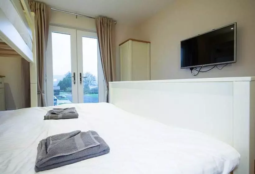 ４ベッドルームハウス, Tynrhyd Retreat