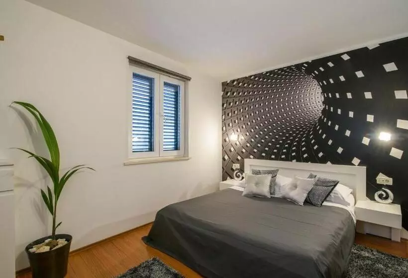 Suite, Villa Jidro