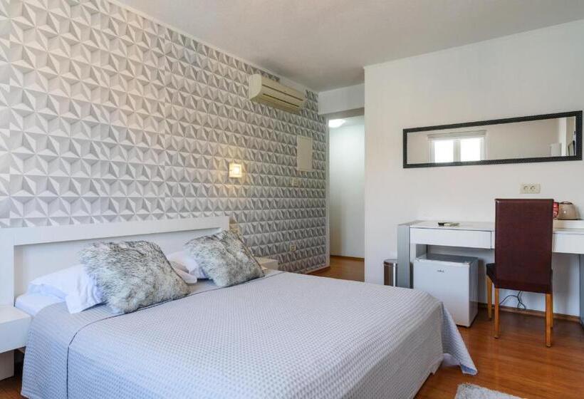 סוויטת דלוקס נוף לים, Villa Jidro