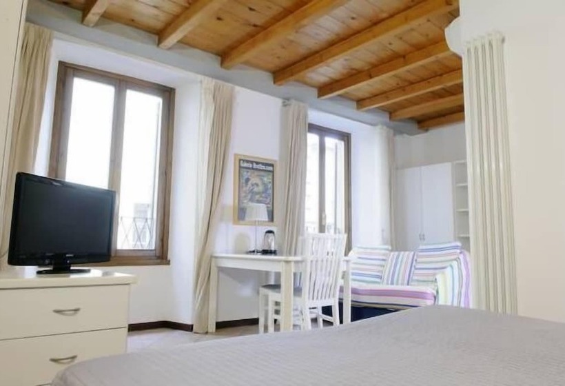 Studio Standard, Residence Diaz