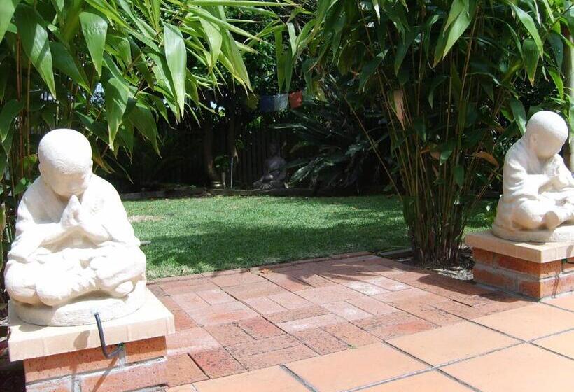 استودیوی استاندارد, Tantarra Bed & Breakfast