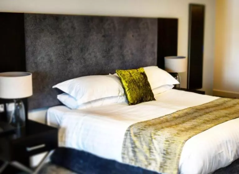 Deluxe-huone Parveke, The Cliff Hotel & Spa