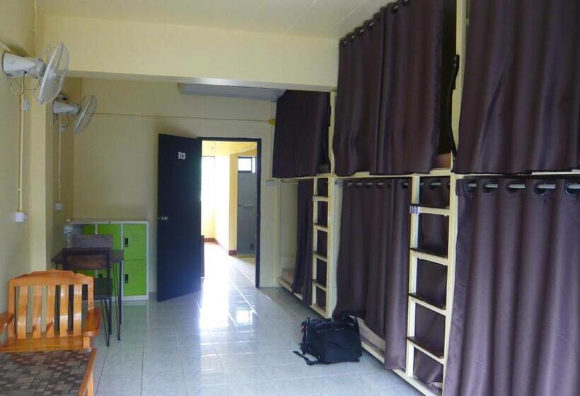 家庭间, 168 Chiang Mai Guesthouse