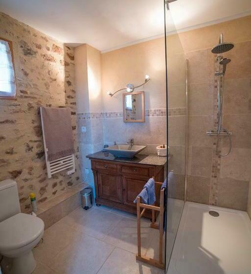 Номер Стандарт Вид на Сад, Ecuries De Saint Maurice  Maison D Hôtes De Gondou