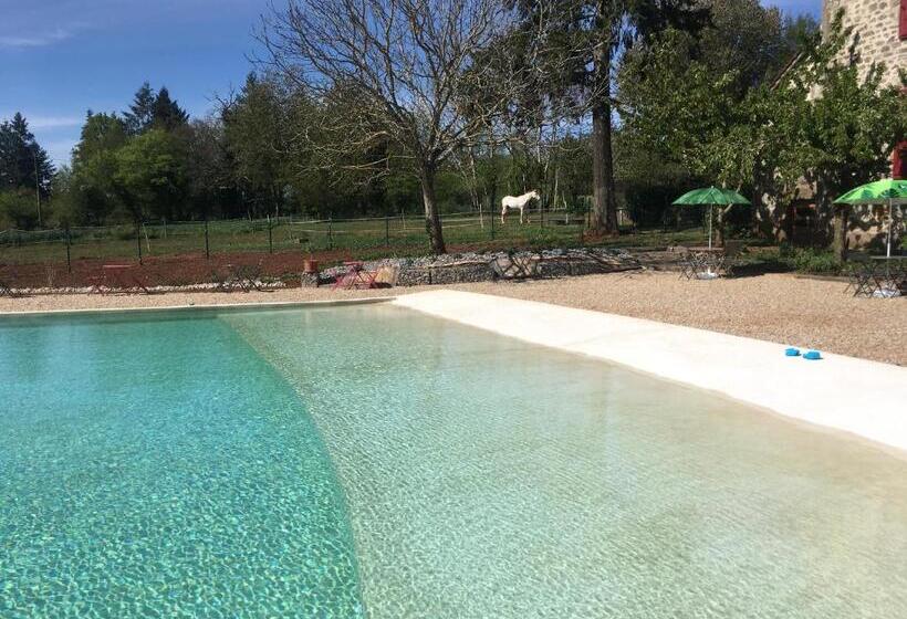 Дом 3 Спальни, Ecuries De Saint Maurice  Maison D Hôtes De Gondou