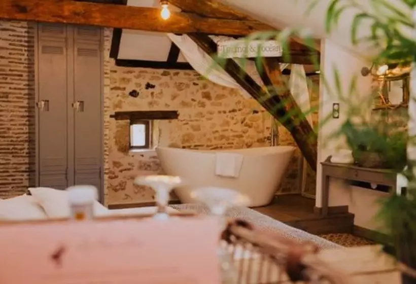 スタンダードトリプルルーム, La Maison Bleue