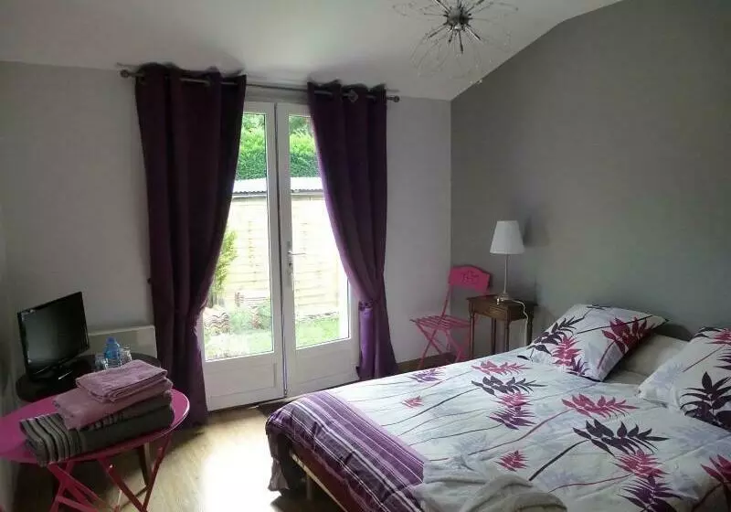 اتاق استاندارد با سرویس بهداشتی مشترک, Villa Alluro