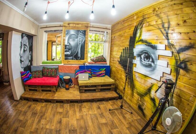 تختخواب در اتاق مشترک, Hostel Loco