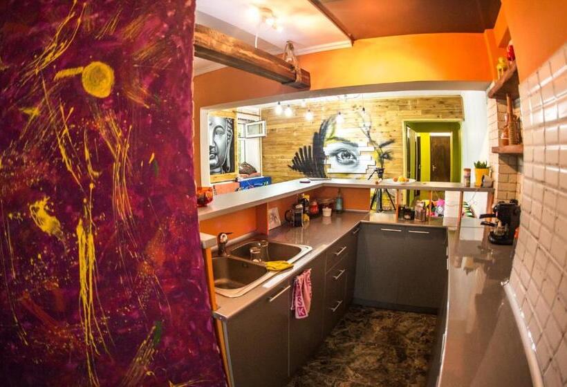 تختخواب در اتاق مشترک, Hostel Loco