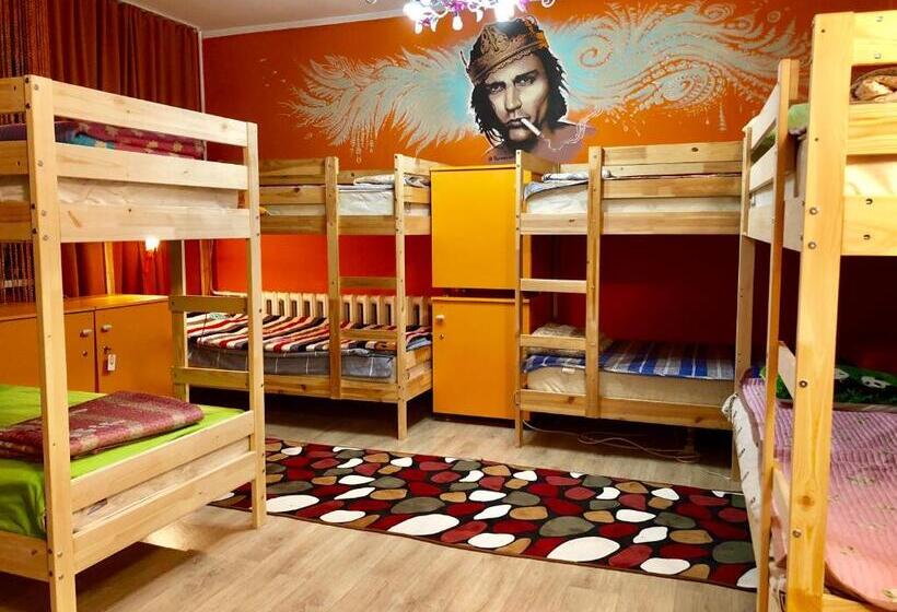 تختخواب در اتاق مشترک, Hostel Loco