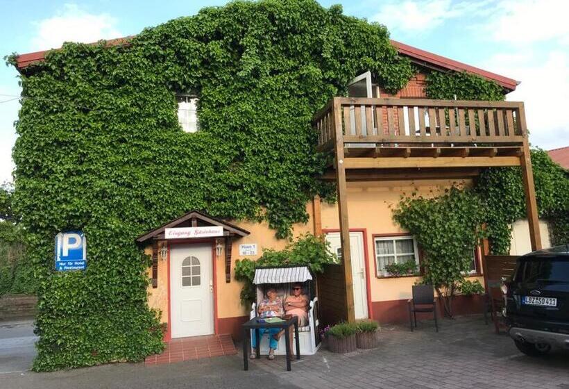 标准间带阳台, Restaurant Christine