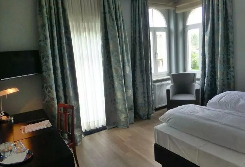 コンフォートルーム, Villa Waldfrieden   Design Trifft Budget