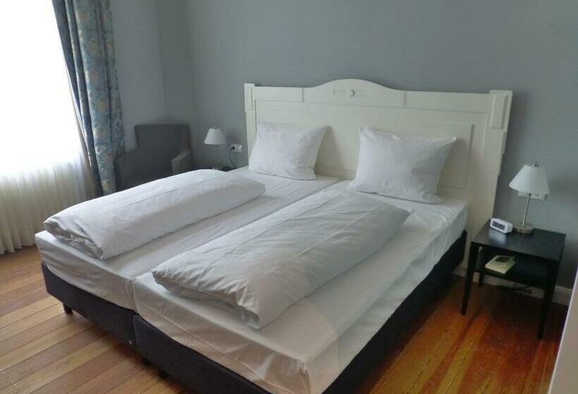 חדר סטנדרט, Villa Waldfrieden   Design Trifft Budget