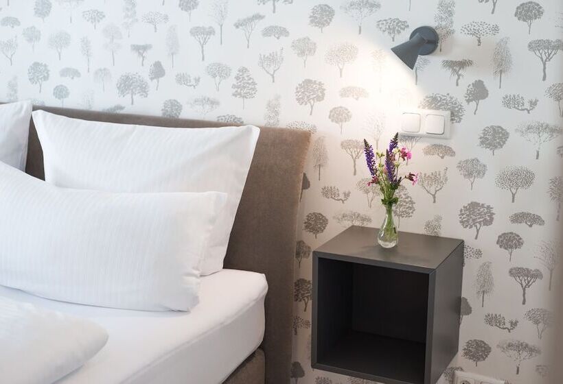 컴포트 룸, Wailtl