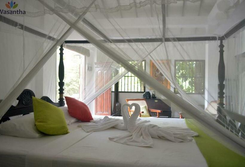 Семейный Номер, Wasantha Garden Hotel Restaurant & Ayurvedic Treatment