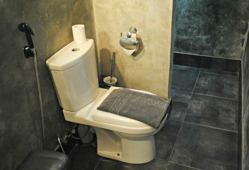 Семейный Номер, Wasantha Garden Hotel Restaurant & Ayurvedic Treatment