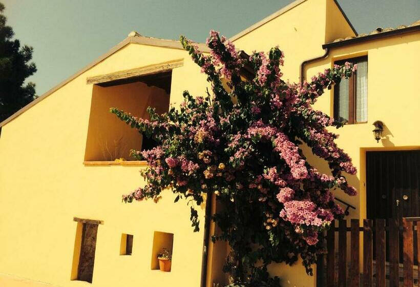 غرفة كومفورت ثلاثية, Masseria Del Vino