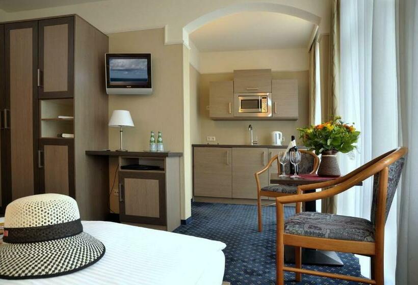 חדר סטנדרט עם מרפסת, Strandhotel Nordischer Hof
