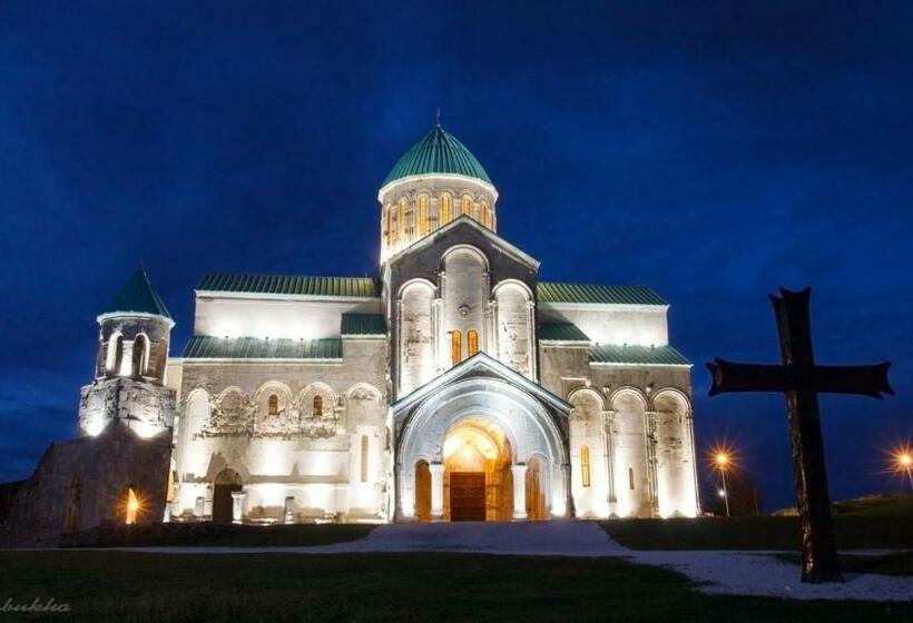 اتاق استاندارد چهار تخته, Kutaisi Best Guest House