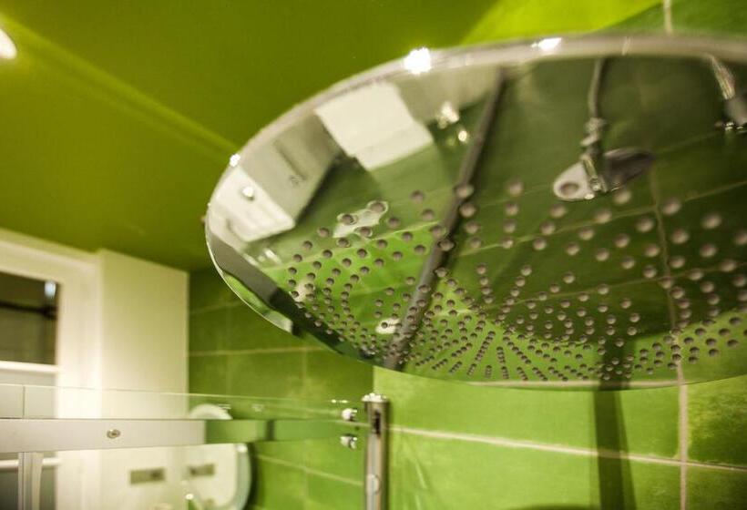 اتاق لوکس, Domaine De Biar