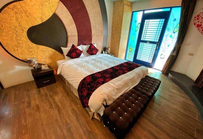 اتاق استاندارد با تخت بزرگ, The Domed Tile Bb